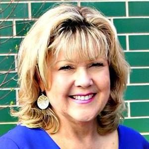 Meet your Posher, Brenda